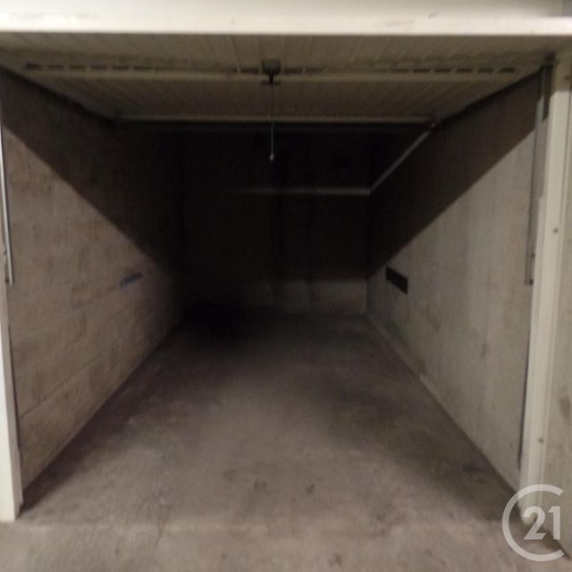 parking à louer - 13.0 m2 - VILLEURBANNE - 69 - RHONE-ALPES - Century 21 Grande Rue